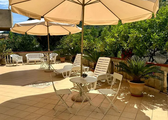 شقة Laria تروبيا