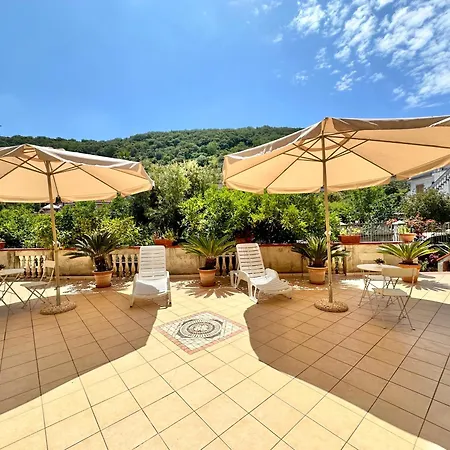 Apartament Laria Tropea